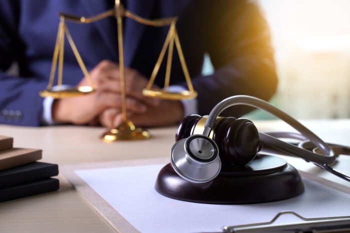 Malpractice lawyer